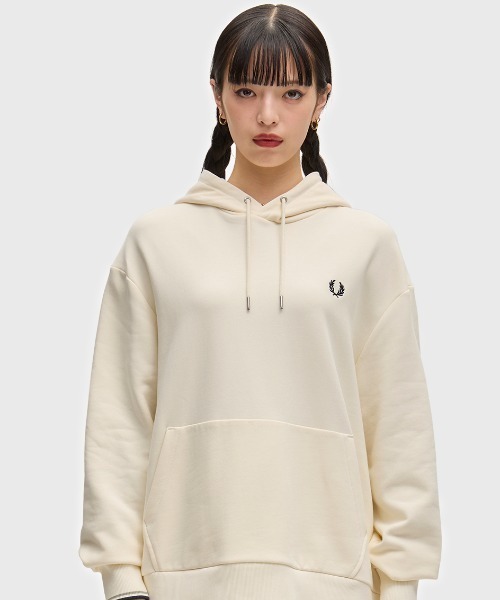 FRED PERRY(フレッドペリー)の「Tipped Hooded Sweatshirt/ティップドフードスウェット(パーカー・メンズ・ベージュ/ブラック/ネイビー・XL/L/M/S)」の20枚目の写真