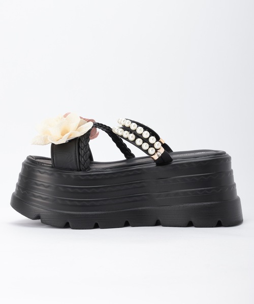 Lace Ladies（レースレディース）の「フラワー モチーフ パール ストラップ 厚底 サンダル（サンダル・レディース・アイボリー/ブラック・23.5cm/23cm/24.5cm/24cm/22.5cm）」の20枚目の写真
