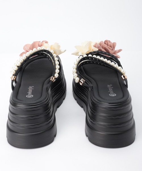 Lace Ladies（レースレディース）の「フラワー モチーフ パール ストラップ 厚底 サンダル（サンダル・レディース・アイボリー/ブラック・23.5cm/23cm/24.5cm/24cm/22.5cm）」の22枚目の写真