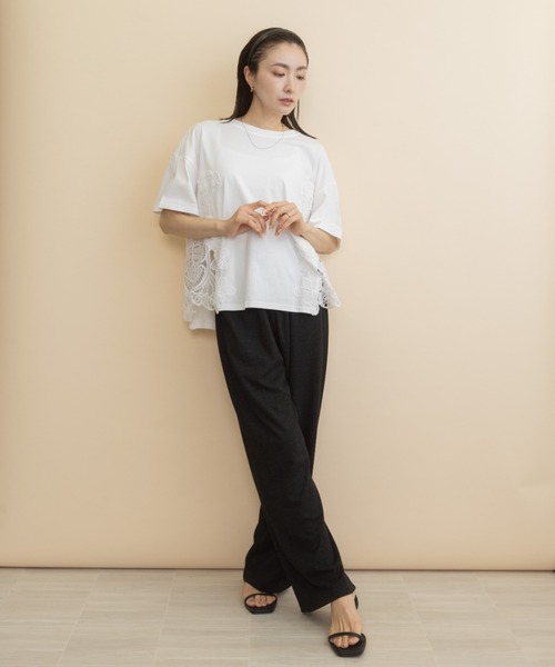 lodie(ロディ)の「サイドレーストリムT(Tシャツ/カットソー・レディース・ブルー/ブラック・FREE)」の4枚目の写真