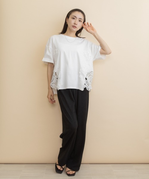 lodie(ロディ)の「サイドレーストリムT(Tシャツ/カットソー・レディース・ブルー/ブラック・FREE)」の5枚目の写真