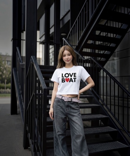 LOVE BOAT(ラブ・ボート)の「LOVEBOAT ショート丈Tシャツ(Tシャツ/カットソー・レディース・ホワイト系その他/ブラック系その他/ホワイト/ブラック・L/M)」の3枚目の写真