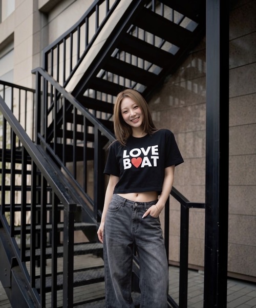 LOVE BOAT(ラブ・ボート)の「LOVEBOAT ショート丈Tシャツ(Tシャツ/カットソー・レディース・ホワイト系その他/ブラック系その他/ホワイト/ブラック・L/M)」の4枚目の写真