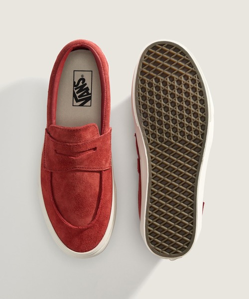 VANS(バンズ)の「ローファー 53 / Loafer 53 VINTAGE SUEDE RED/MA VN001159CIS1(ローファー・メンズ・エンジ・4.5/4/9.5/9/8.5/8/7.5/7/6.5/6/5.5/5/13/12/11/10.5/10)」の3枚目の写真