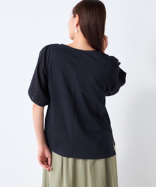 GALLORIA(ギャローリア)の「袖刺繍布帛切替プルオーバー(Tシャツ/カットソー・レディース・ブラック/ライトブラウン/グリーン・LL/M/L/S)」の9枚目の写真