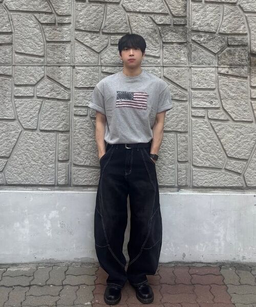 KANEITEI(カネイテイ)の「US FLAG SHORT SLEEVES (GRAY)(Tシャツ/カットソー・レディース・アッシュグレー・MEDIUM/LARGE/X-LARGE)」の9枚目の写真