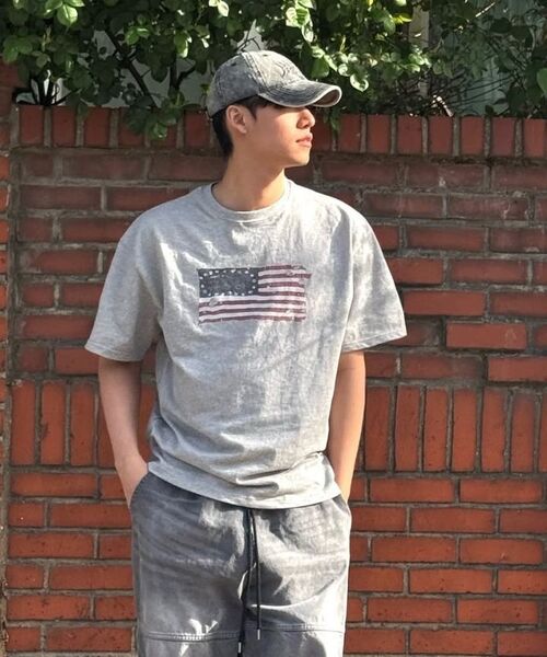 KANEITEI(カネイテイ)の「US FLAG SHORT SLEEVES (GRAY)(Tシャツ/カットソー・レディース・アッシュグレー・MEDIUM/LARGE/X-LARGE)」の18枚目の写真