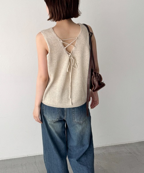 CANAL JEAN(キャナルジーン)の「El mar バックレースUPニットタンク(ニット/セーター・レディース・ブラック/キナリ・ONE SIZE)」の6枚目の写真