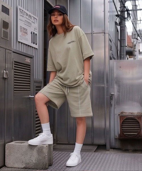 Dalfwin（ダールフィン）の「韓国ファッション【上下セット】SOCIETYピグメント加工英字バックプリント半袖ショートパンツセットアップ（ルームウェア/パジャマ・レディース・ベージュ/ブラック・FREE）」の18枚目の写真