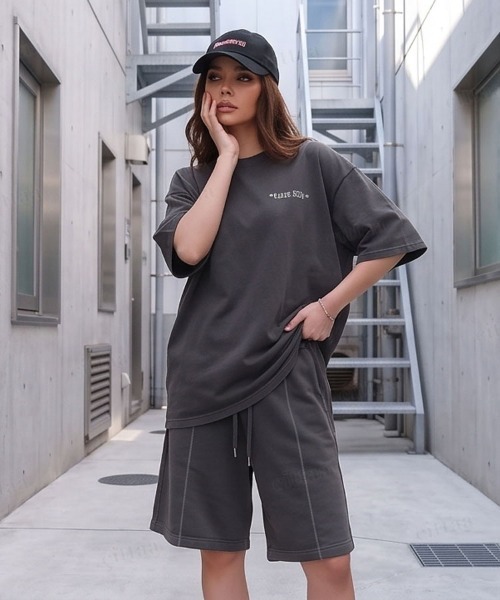 Dalfwin（ダールフィン）の「韓国ファッション【上下セット】SOCIETYピグメント加工英字バックプリント半袖ショートパンツセットアップ（ルームウェア/パジャマ・レディース・ベージュ/ブラック・FREE）」の4枚目の写真