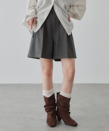 細ベルトショートパンツ
