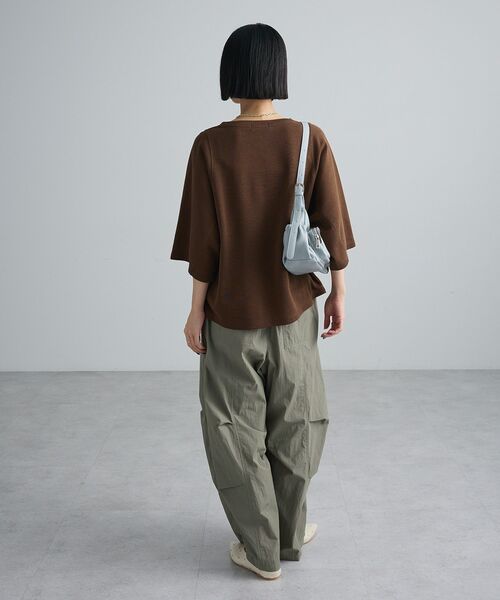 Green Parks(グリーンパークス)の「【吸水速乾・ 接触冷感】シアーダンボールロゴプルオーバー(Tシャツ/カットソー・レディース・ピンク/チャコールグレー/ブラウン/ホワイト系その他2・FREE)」の21枚目の写真