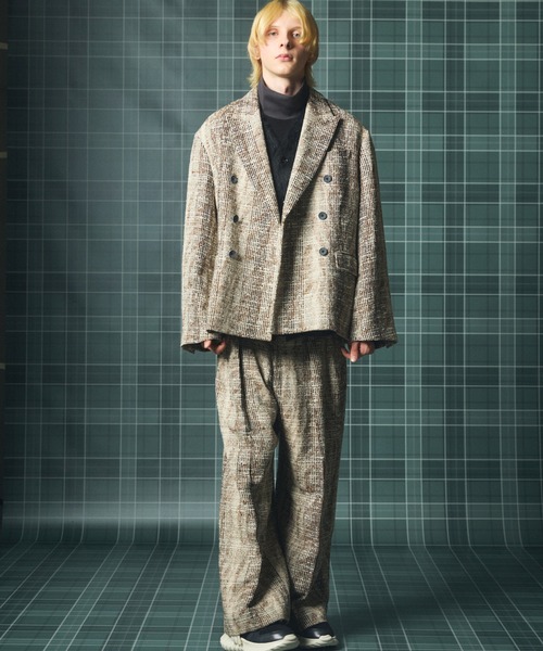 MAISON SPECIAL（メゾンスペシャル）の「《UNISEX》【Italian Dead Stock Fabric】Double-breasted Prime-Over 6B Tailored Jacket/【イタリアンデッドストックファブリック】ダブルブレストプライムオーバー6Bテーラードジャケット【MAISON SPECIAL/メゾンスペシャル】■セットアップ対応■（テーラードジャケット・メンズ・ブラウン/ベージュ/ブラック/ダークネイビー/グレイッシュベージュ/グレー・2/1/0）」の8枚目の写真