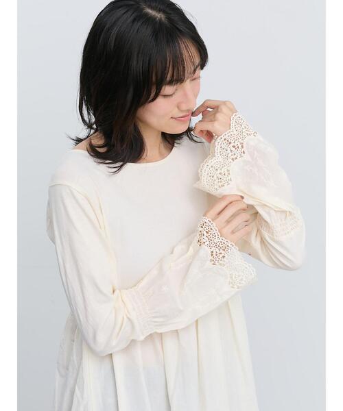 Samansa Mos2(サマンサ モスモス)の「裾袖スカラップレースインナー(Tシャツ/カットソー・レディース・キナリ/ブラック/オフホワイト・F)」の11枚目の写真