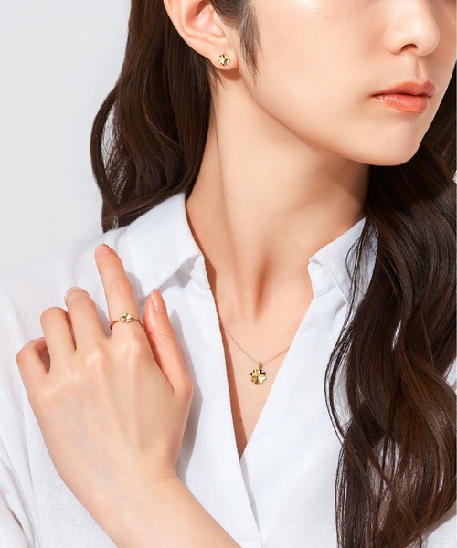 Jewel closet by L&Co.(ジュエルクローゼットバイエルアンドコー)の「K10 クローバー ネックレス(YG・PG)(ネックレス・レディース・イエローゴールド/ピンクゴールド・FREE)」の5枚目の写真