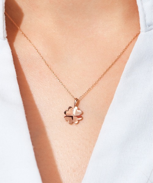 Jewel closet by L&Co.(ジュエルクローゼットバイエルアンドコー)の「K10 クローバー ネックレス(YG・PG)(ネックレス・レディース・イエローゴールド/ピンクゴールド・FREE)」の6枚目の写真