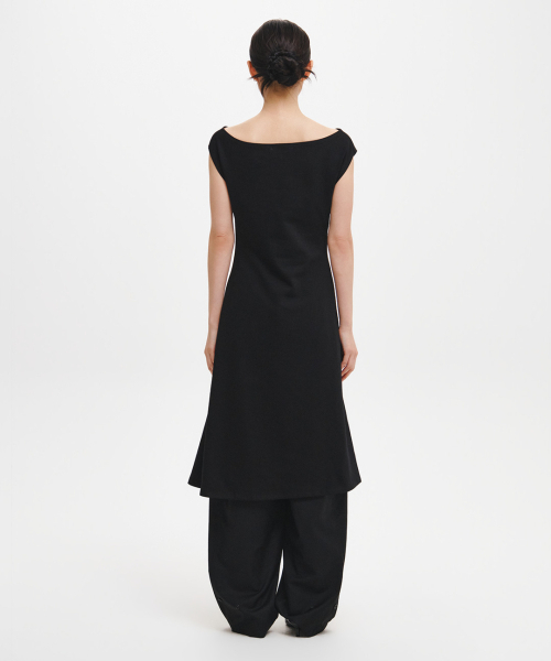 GENERAL IDEA（ジェネラルアイデア）の「アンバランスドレープジャージーワンピース [BLACK] / GF3LOP501（ワンピース・レディース・ブラック・SMALL/MEDIUM/LARGE/X-LARGE）」の3枚目の写真