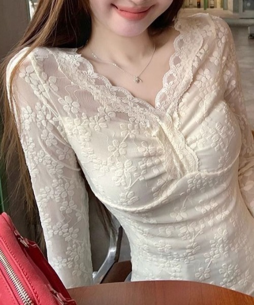 NANEA(ナネア)の「レースVネックロンT(Tシャツ/カットソー・レディース・アイボリー・MEDIUM/LARGE)」の7枚目の写真