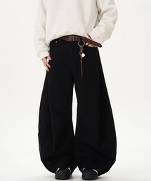 カーブシルエットパンツ