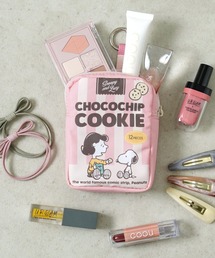 Vintage PEANUTS（ビンテージピーナッツ）の「"09"≪PEANUTS≫カラビナ付き プリント スクエア ポーチ（ポーチ）」