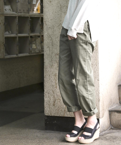 Denime（ドゥニーム）の「ツイルイージーパンツ（その他パンツ・レディース・ブラック/カーキ/ベージュ・SMALL/X-SMALL）」の3枚目の写真