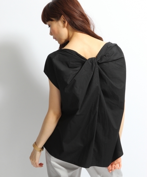 A part by(アパートバイ)の「12GCAバッククロスFS 724624 (ニット/セーター・レディース・ネイビー/ホワイト/ブラック・FREE)」の2枚目の写真