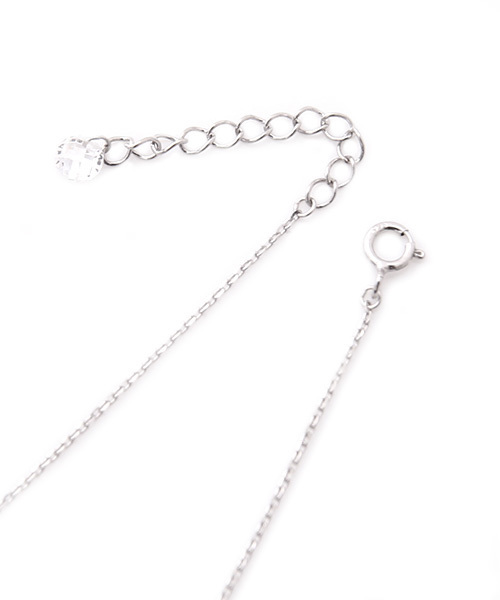 Luz Llena (NEY)(ラズレナニー)の「カーブライン・シンプルネックレス(ネックレス・レディース・ゴールド/シルバー・フリ-)」の6枚目の写真