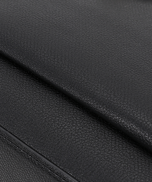 PLAIN CLOTHING（プレーンクロージング）の「ハンドバッグ【PLAIN CLOTHING】（ショルダーバッグ・レディース・グレー/レッド/キャメル/ブラック/アイボリー・FREE）」の11枚目の写真