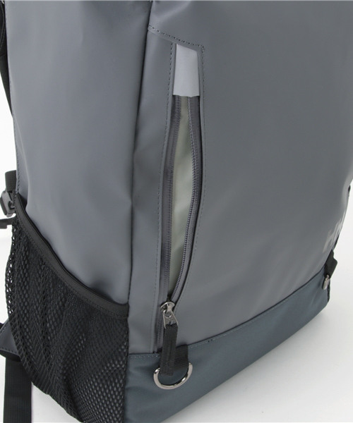 HELLY HANSEN(ヘリーハンセン)の「ヘリーハンセン ボックスデイパック / アーケルデイパック(バックパック/リュック・メンズ・ホワイト/ダークネイビー/ブラック/ダークグレー・ONE SIZE)」の9枚目の写真