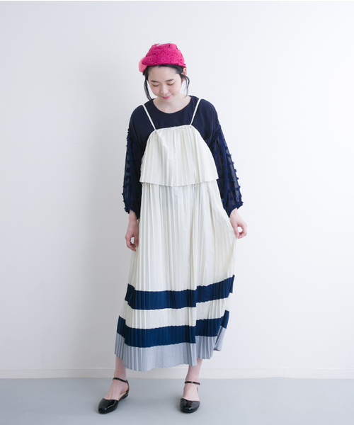 merlot plus(メルロープリュス)の「ドット刺繍スリーブシフォンブラウス5960(シャツ/ブラウス・レディース・ブラック/オフホワイト/ネイビー/ラベンダー・FREE)」の8枚目の写真