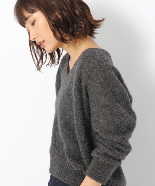 laboratory work（ラボラトリーワーク）の「【佐藤繊維】ミックスブラッシュVネックPO【JAPAN MADE】（ニット/セーター・レディース・チャコールグレー/ベージュ/ネイビー・MEDIUM）」の2枚目の写真