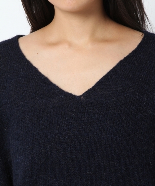 laboratory work（ラボラトリーワーク）の「【佐藤繊維】ミックスブラッシュVネックPO【JAPAN MADE】（ニット/セーター・レディース・チャコールグレー/ベージュ/ネイビー・MEDIUM）」の11枚目の写真
