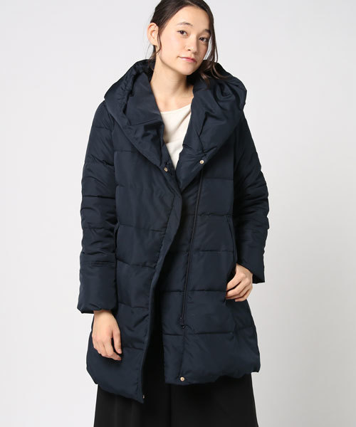 LBC(エルビーシー)の「タフタダウンコート (ダウンジャケット/コート・レディース・ベージュ/ネイビー・LARGE/MEDIUM)」の12枚目の写真