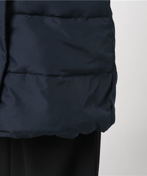 LBC(エルビーシー)の「タフタダウンコート (ダウンジャケット/コート・レディース・ベージュ/ネイビー・LARGE/MEDIUM)」の5枚目の写真