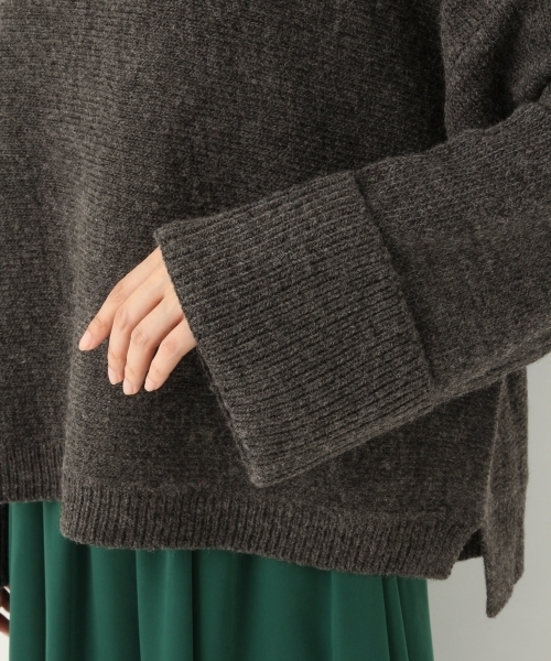 A part by(アパートバイ)の「5GWAルーズボートネックニットPO 774179 (ニット/セーター・レディース・チャコールグレー/パープル/オフホワイト/ブルー・FREE)」の20枚目の写真