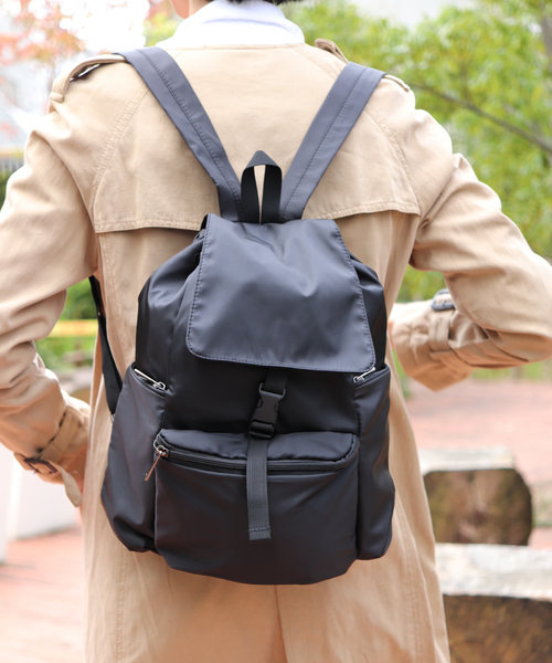 florist（フローリスト）の「シンプルナイロンバッグパック（バックパック/リュック・レディース・カーキ/ネイビー/モカ/ピンク/パープル/ブラック・FREE）」の7枚目の写真