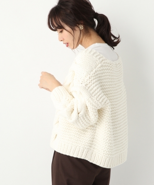 A part by(アパートバイ)の「HAND/CoAcケーブルカーディガン 781109 (カーディガン/ボレロ・レディース・ホワイト/ベージュ/グレー・FREE)」の9枚目の写真