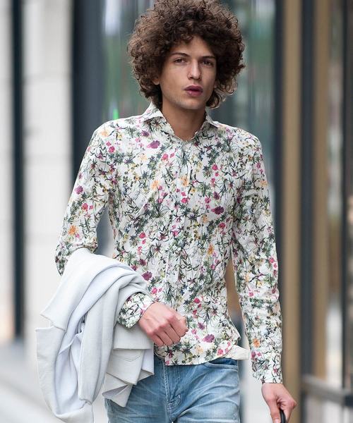 Buffalo Bobs（バッファローボブズ）の「PRIMAVERA(プリマベーラ)ホリゾンタルカラー 花柄 シャツ（シャツ/ブラウス・メンズ・パープル/ネイビー/サックスブルー/ピンク/イエロー/ブルー・2-3/1-2）」の6枚目の写真