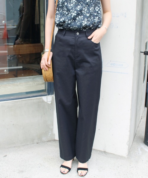 SLOBE IENA（スローブイエナ）の「麻混チノストレートパンツ◆（チノパンツ・レディース・キャメル/イエロー/ネイビー・36/40/38）」の22枚目の写真