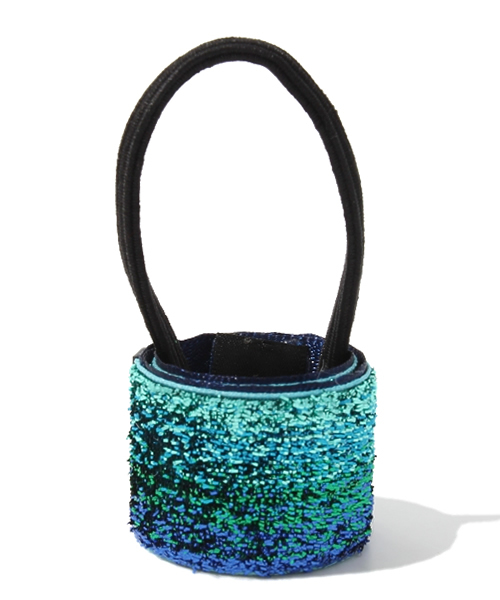 AZUL by moussy（アズールバイマウジー）の「グラデーションラップヘアゴム（ヘアゴム・レディース・グレー系その他/ブラウン系その他/ブルー系その他・FREE）」の3枚目の写真