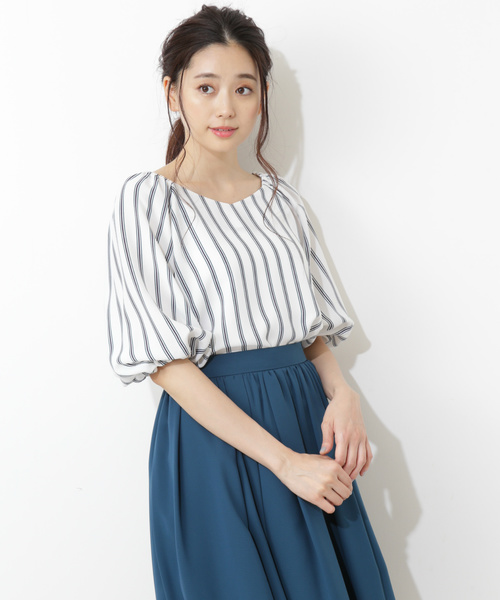 NATURAL BEAUTY BASIC（ナチュラルビューティーベーシック）の「ボリュームスリーブブラウス（シャツ/ブラウス・レディース・ブラック/ホワイト系その他/ブラウン・MEDIUM/SMALL）」の2枚目の写真