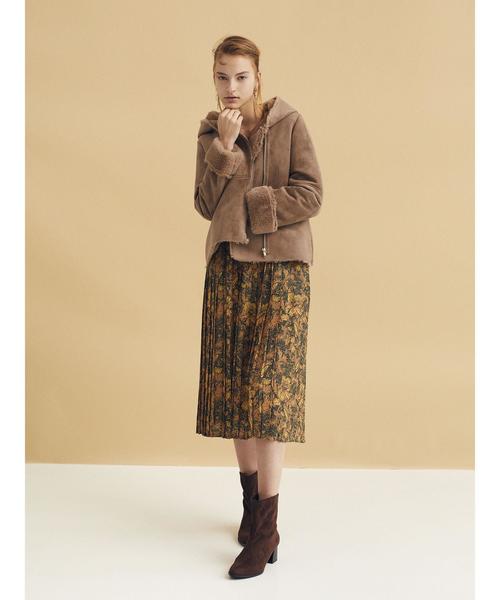 YECCA VECCA（イェッカヴェッカ）の「フェイクムートンライダースブルゾン（ブルゾン・レディース・ライトグレー/モカ・FREE）」の5枚目の写真