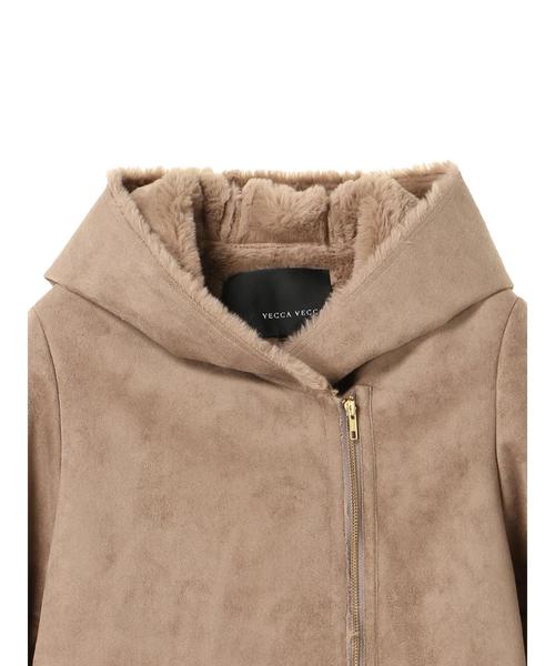 YECCA VECCA（イェッカヴェッカ）の「フェイクムートンライダースブルゾン（ブルゾン・レディース・ライトグレー/モカ・FREE）」の7枚目の写真