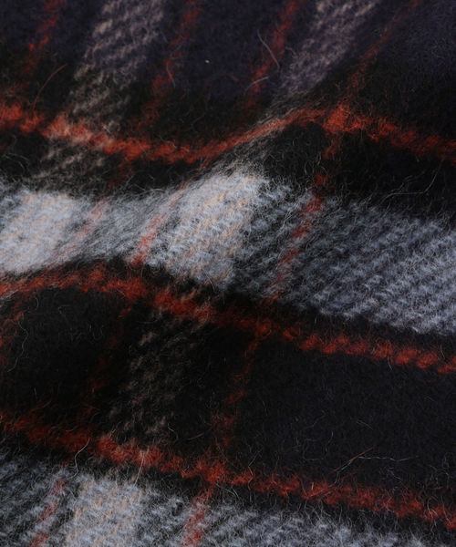 SHIPS（シップス）の「SHIPS Days:カシミヤ リバーシブルマフラー（チェック）（マフラー・メンズ・ブラック/ブラウン/レッド/コバルトブルー/ロイヤルブルー・ONE SIZE）」の18枚目の写真