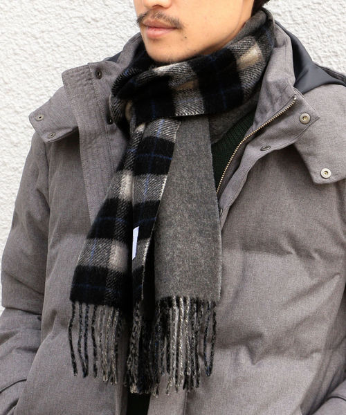 SHIPS（シップス）の「SHIPS Days:カシミヤ リバーシブルマフラー（チェック）（マフラー・メンズ・ブラック/ブラウン/レッド/コバルトブルー/ロイヤルブルー・ONE SIZE）」の16枚目の写真