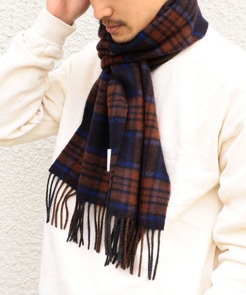 SHIPS（シップス）の「SHIPS Days:カシミヤ リバーシブルマフラー（チェック）（マフラー・メンズ・ブラック/ブラウン/レッド/コバルトブルー/ロイヤルブルー・ONE SIZE）」の14枚目の写真