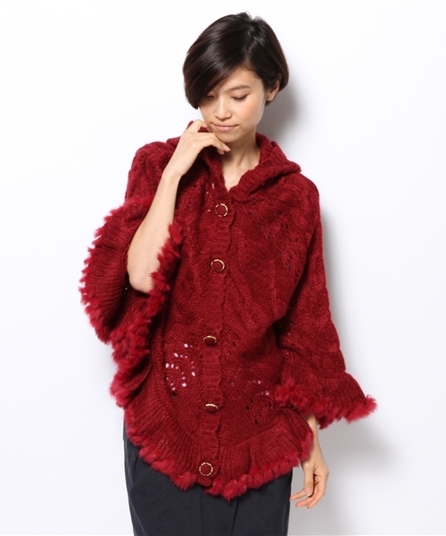 INGNI（イング）の「ファー付/ポンチョ（ポンチョ・レディース・ボルドー/ピンクベージュ/オフホワイト・MEDIUM）」の3枚目の写真