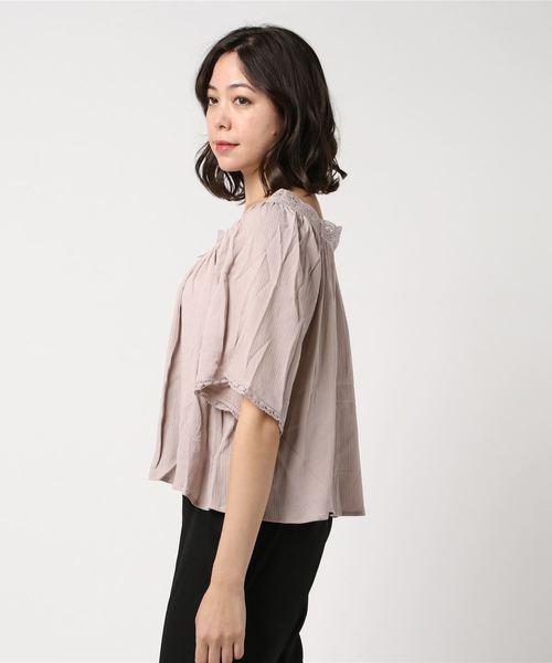 ehka sopo（エヘカソポ）の「スクエアネックレースブラウス（シャツ/ブラウス・レディース・ブラック/ベージュ/オフホワイト・ﾌﾘ-）」の5枚目の写真