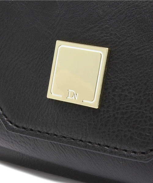 Soareak（ソアリーク）の「【DANIELLE NICOLE】WALLET CROSBODY（ショルダーバッグ・レディース・ホワイト/ブラック/ライトピンク・FREE）」の5枚目の写真