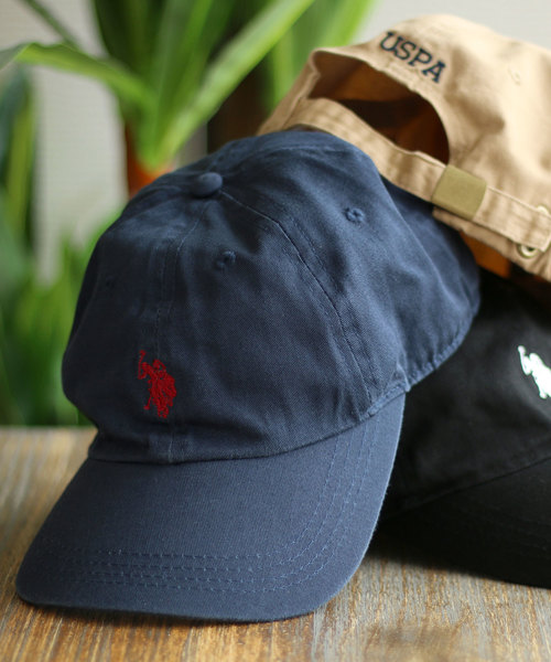 U.S. POLO ASSN.(ユーエスポロアッスン)の「U.S. POLO ASSN./ユーエスポロアッスン ダブルホースマン刺繍 ローキャップ(キャップ・メンズ・ブラック/ベージュ/ネイビー・FREE)」の1枚目の写真